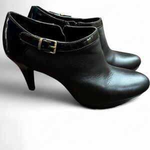 Bandolino Black Leather Heels Ankle Booties US8.5